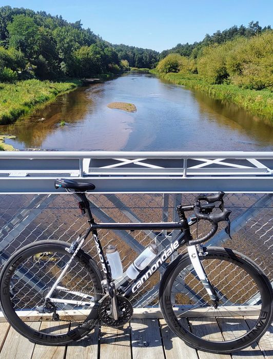 Cannodale Caad10 L r56 7,5kg Ultegra Di2 DuraAce Pirelli AbsoluteBlack