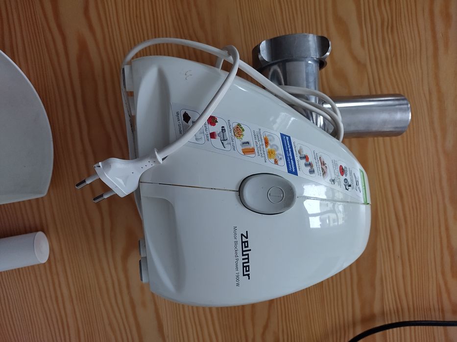 Maszynka do mięsa 1900W Zelmer ZMM4045W
