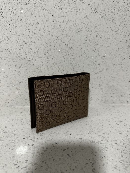 Carteira GUESS - NOVA C/Fatura