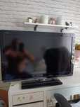 Telewizor  Sharp aquos 32 cale