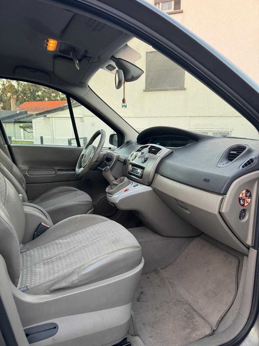 Renault Grand  Scenic 1.5 DCI 7 Lugares