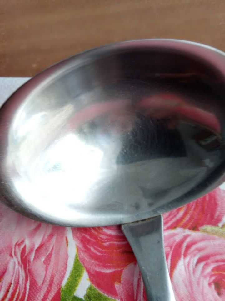 Chochelka nabierka do sosu stal nierdzewna 17,5 cm