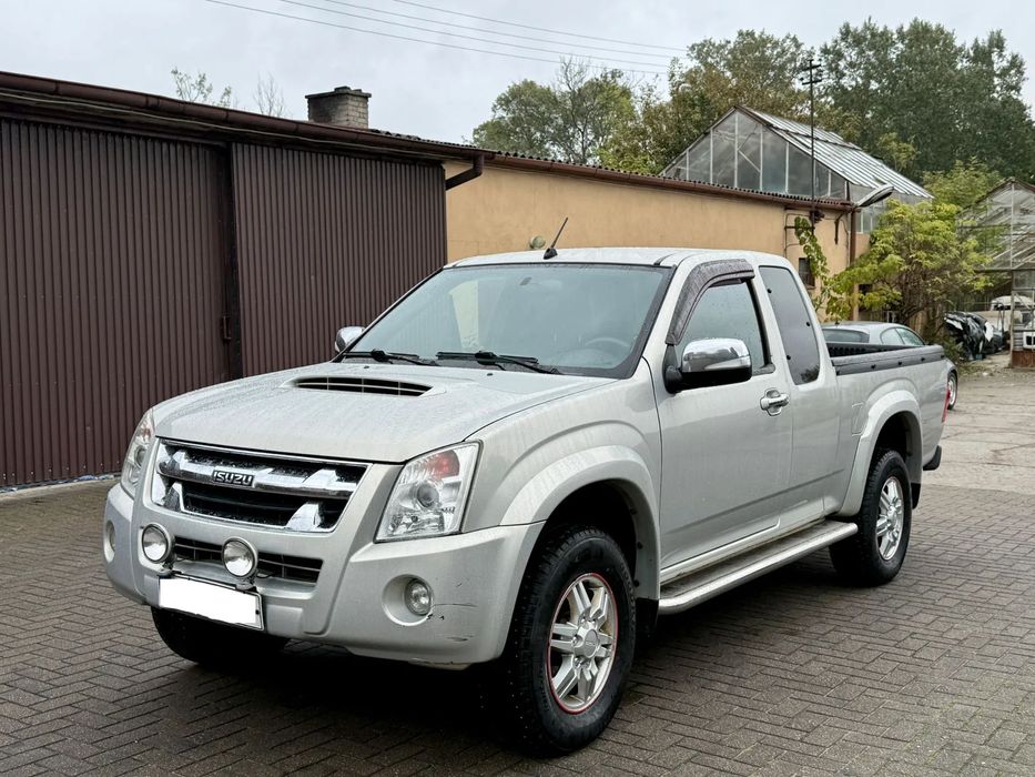 Isuzu D-Max *** Isuzu D-max 4x4 Webasto Klima Polecam ***