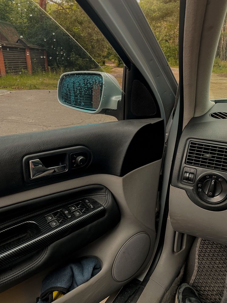 Volkswagen Golf 4 1.6 АКП