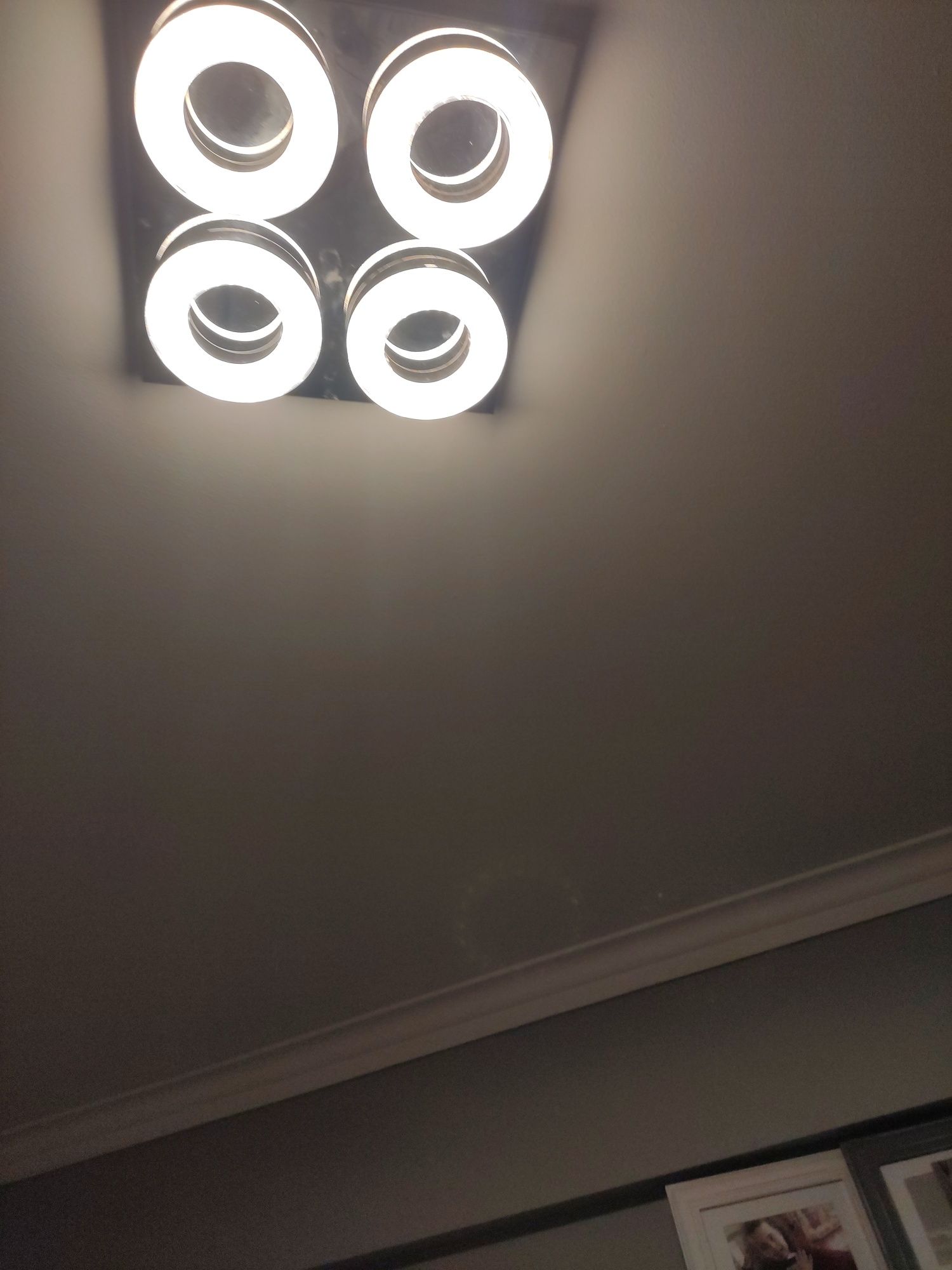 Candeeiro de tecto quadrado