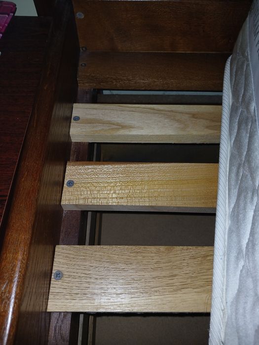 Деревяне ліжко з дуба 160/200