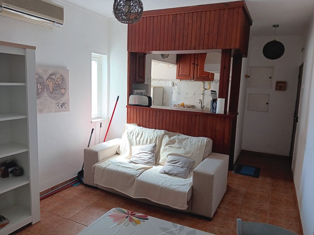 Quarto em apartamento