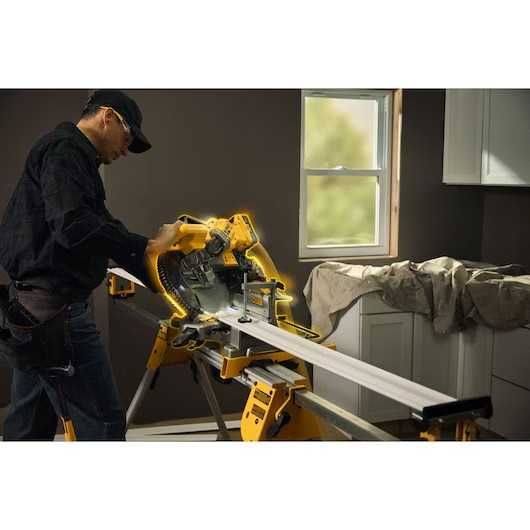 DeWALT DCS714B акумуляторна торцювальна пила 20V 254 мм з США ОРИГІНАЛ