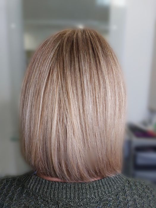 Шукаю модель на складне фарбування волосся. Позняки, Березняки