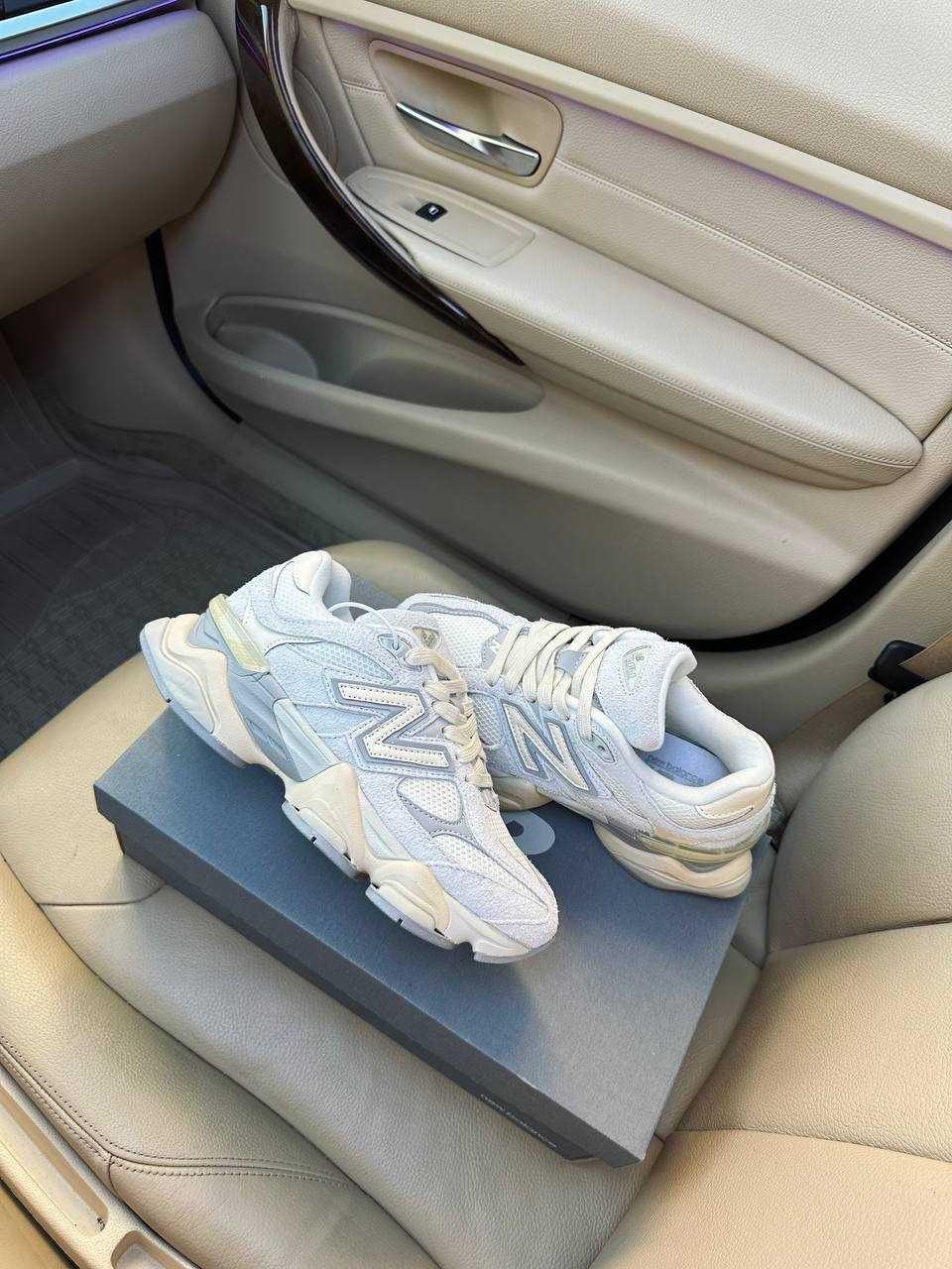 Жіночі кросівки New Balance 9060 сірий з бежевим ТОП