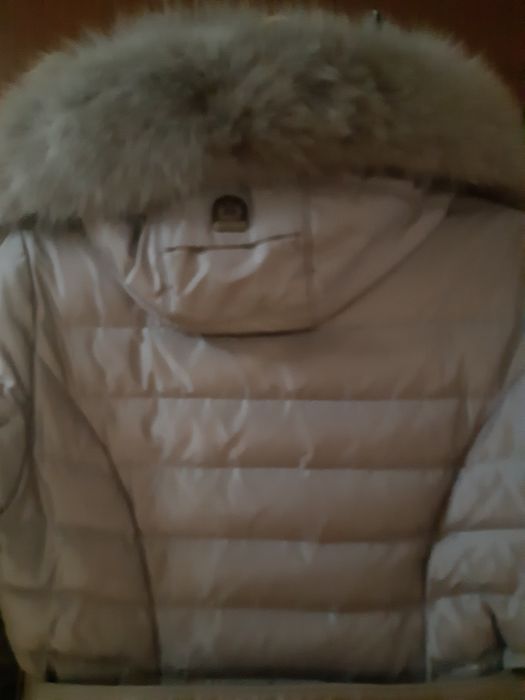 Продам пальто зимнее.