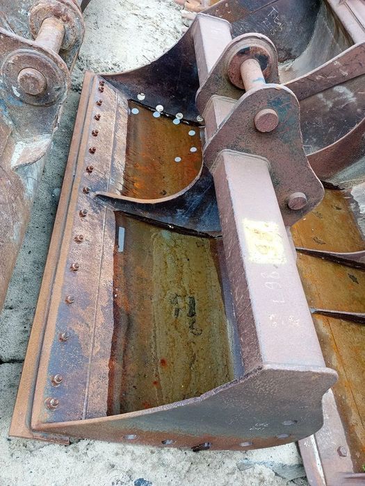 Ковш екскаватора JCB 30.40.60 cм