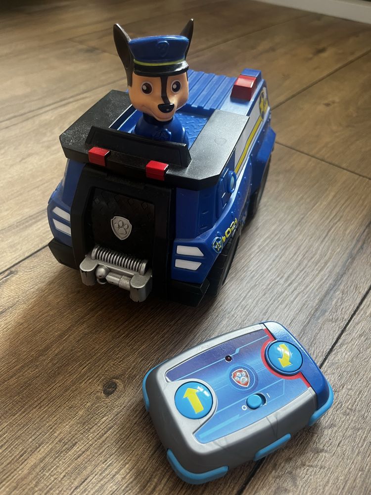 Autko zdalnie streowane Psi Patrol Chase RC