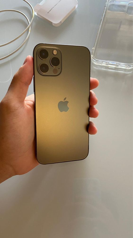 iPhone 12 Pro novo, em perfeitas condições