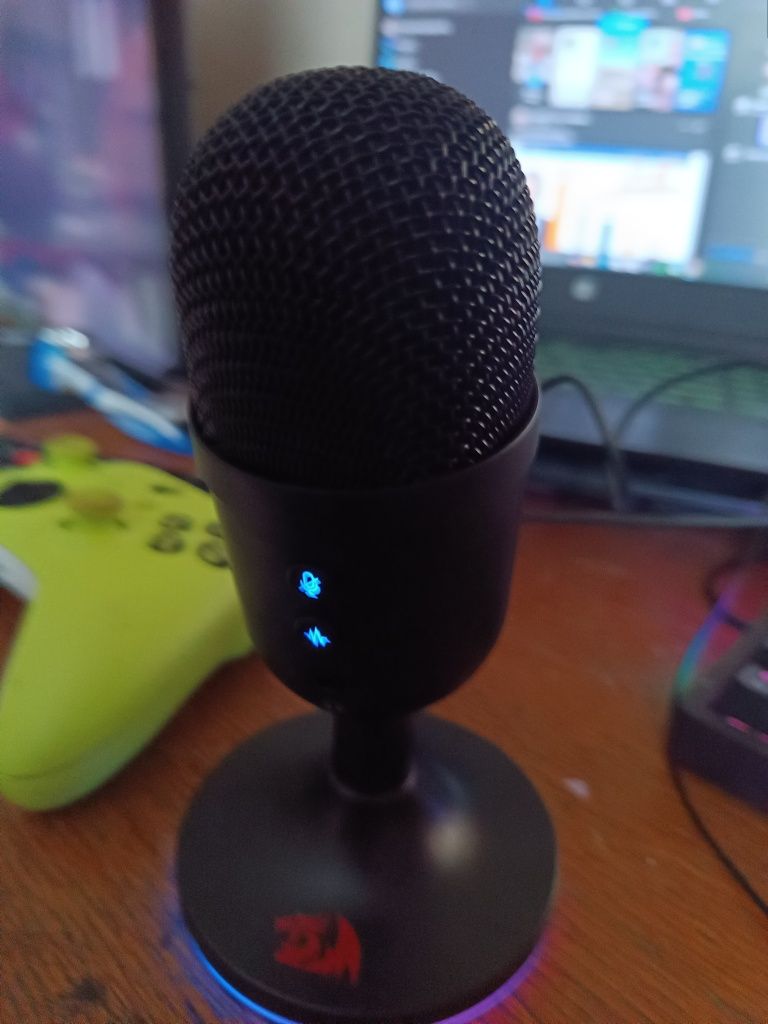 Sprzedam Mikrofon Redragon Pulsar RGB odbiór tylko Osobisty !!!