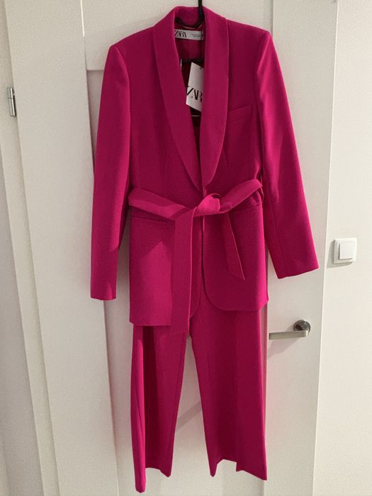 Fuksjowy garnitur Zara S