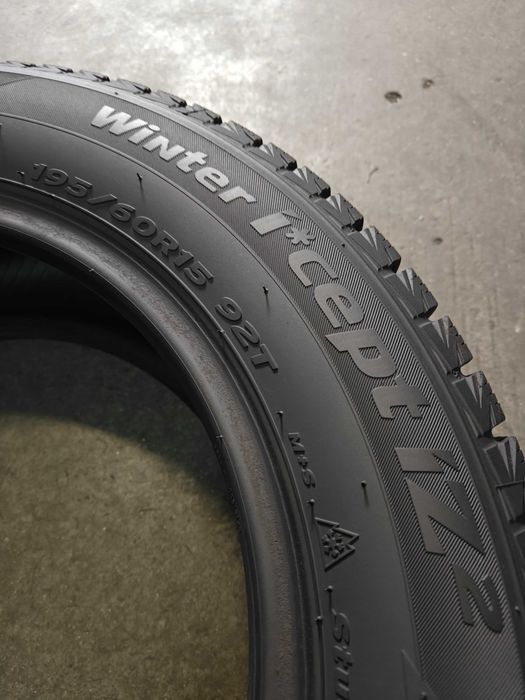 Hankook Winter I*cept IZ2 R15 195 60 шини зимові дуже гарний стан