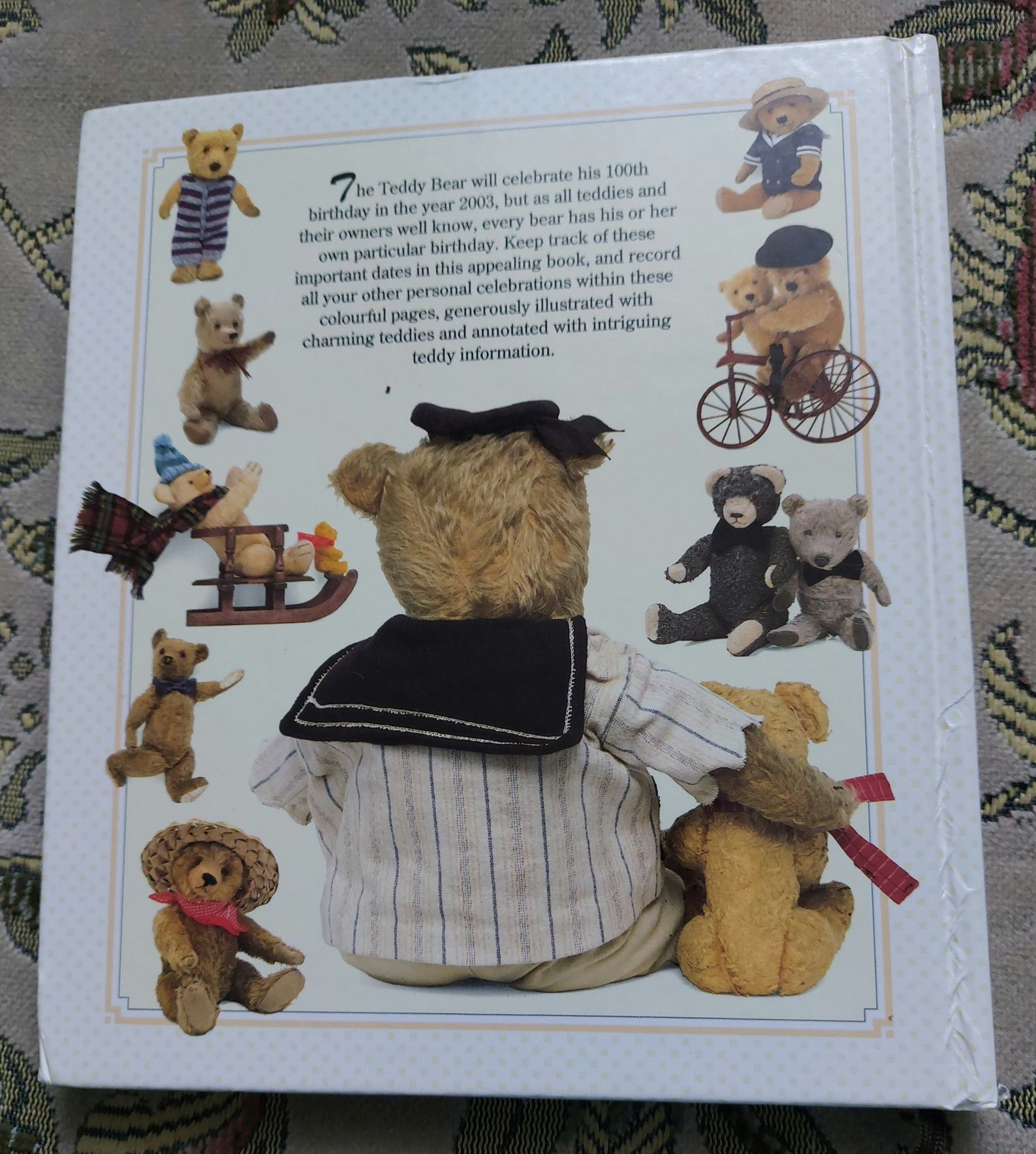 Книга, альбом "Медвежонок Тедди"