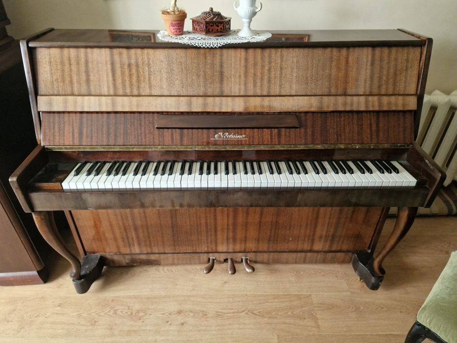 Pianino fortepian wszystkie klawisze sprawne