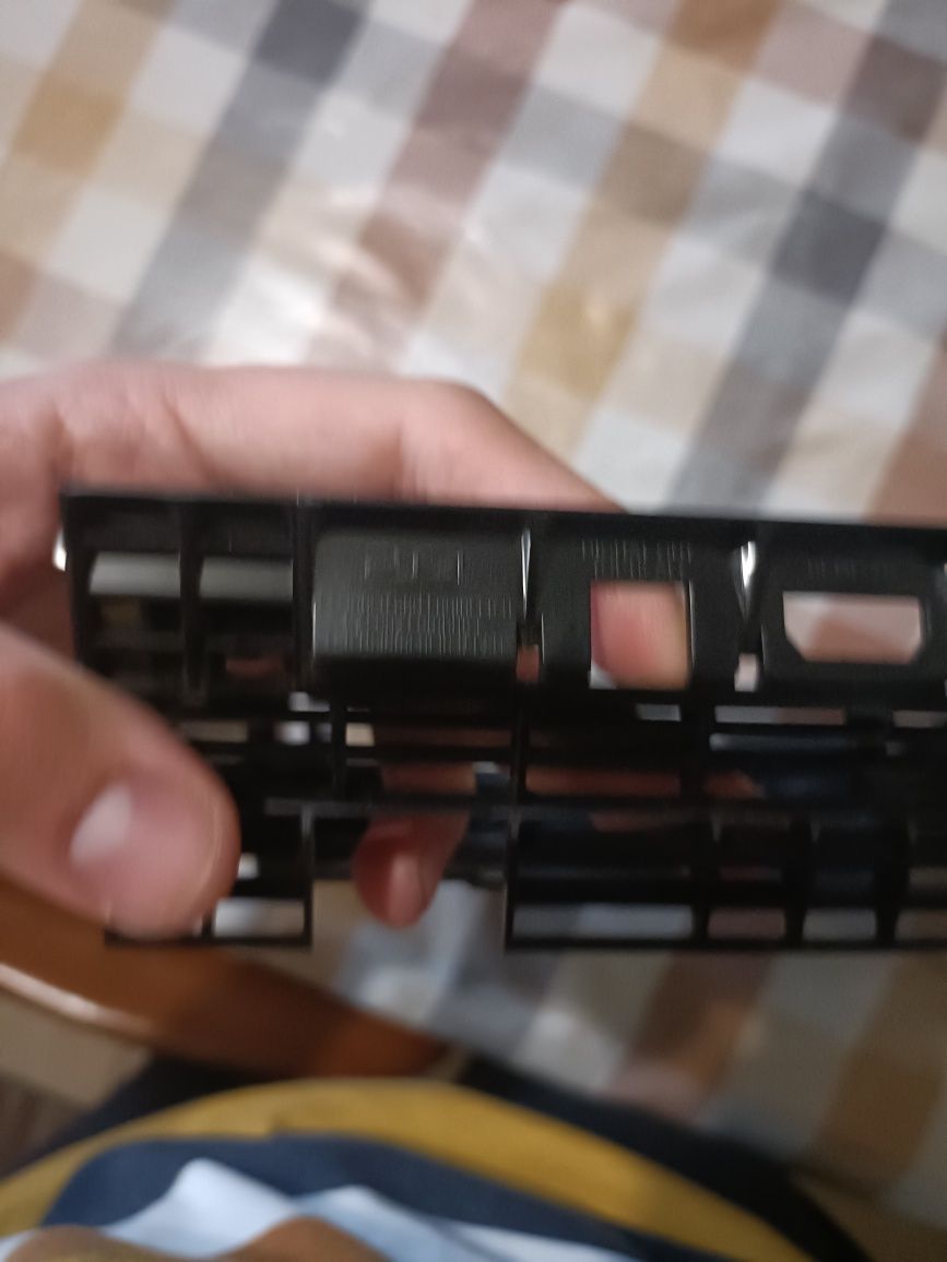 Caraça central estrutura plástica cor preta  original da PS4 fat