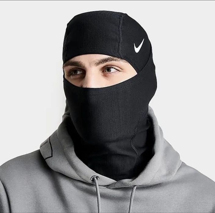 Балаклава Nike Hyperwarm