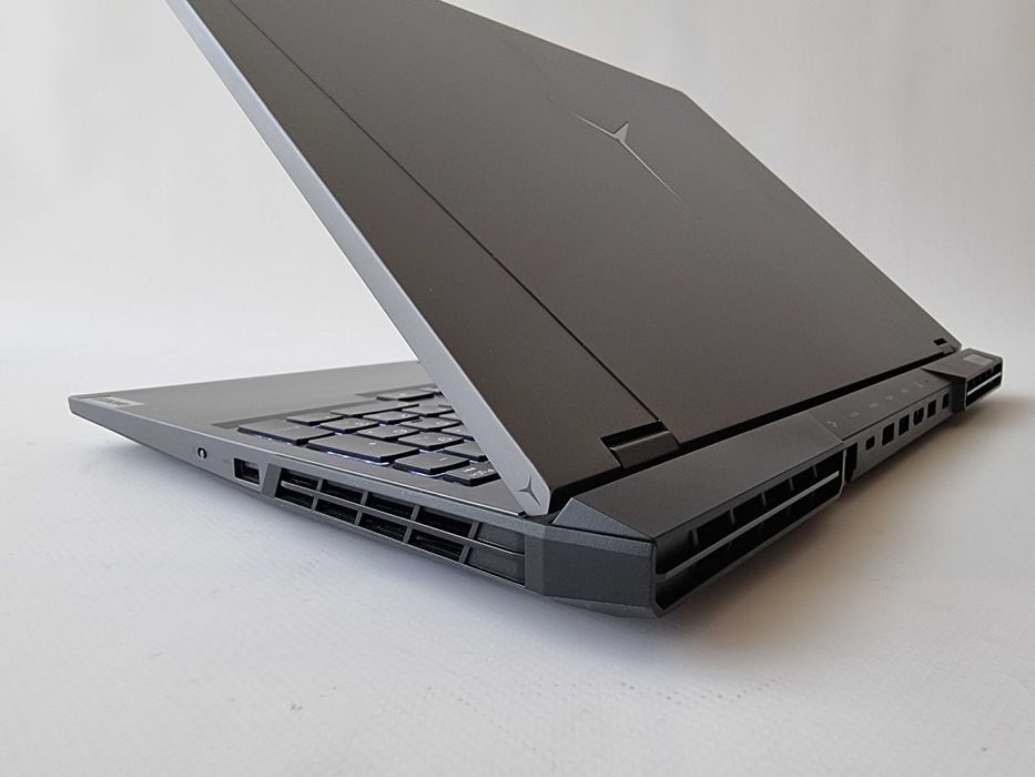LEGION 5 PRO R7 5800H/RTX 3050/RAM 16GB/SSD 512 Гб/2K 165 Hz