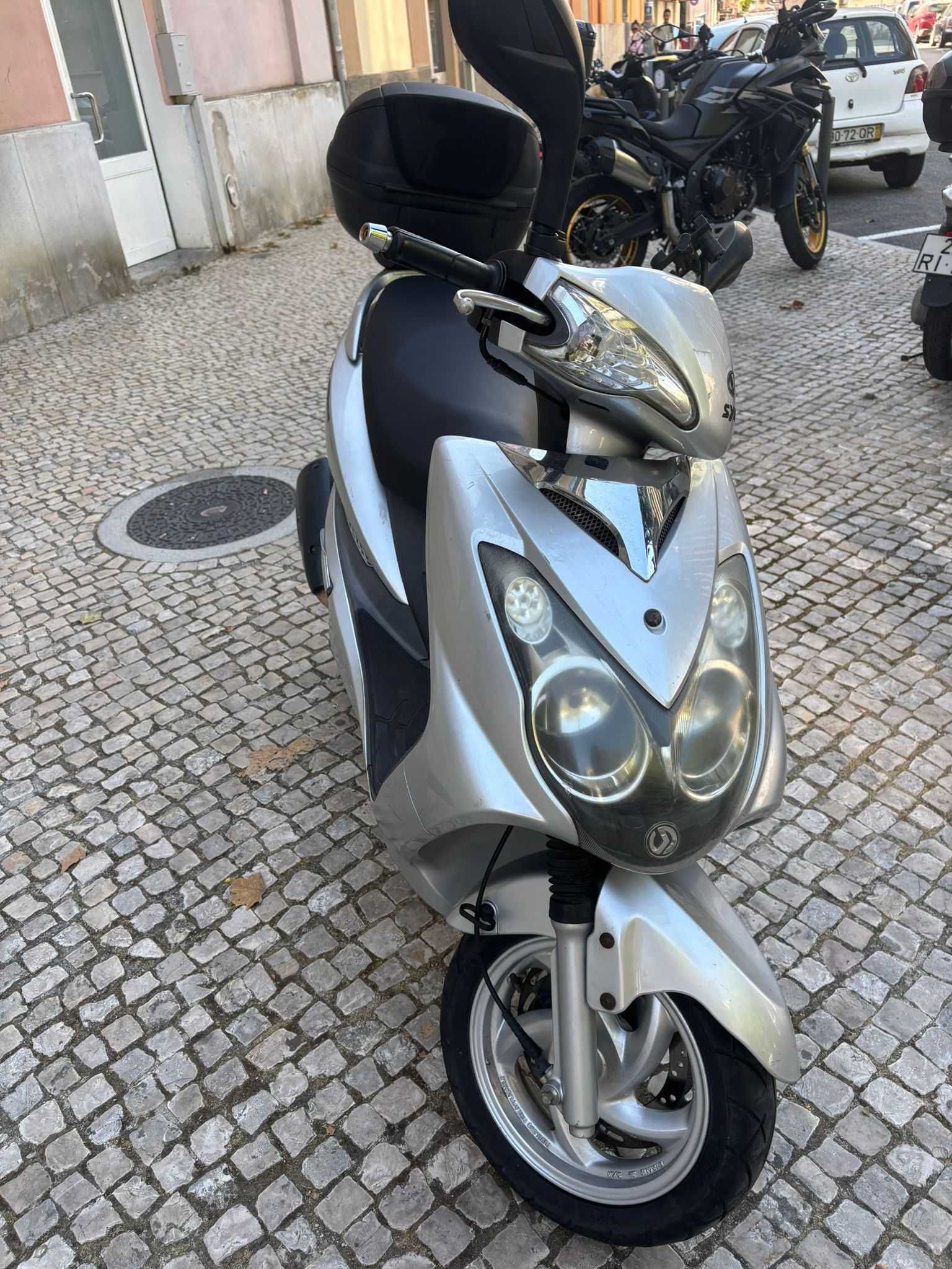 Vendo MOTA SYM VS 125cc