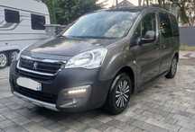 Peugeot Partner 1.6BlueHdi 120km panoramadach navigacja klimatronik active city brake
