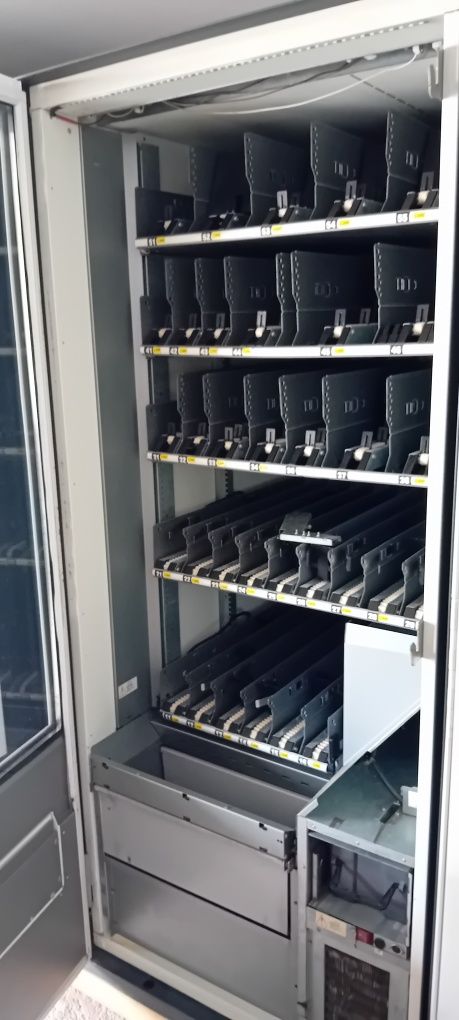 1 Maquina de Vending Jofemar