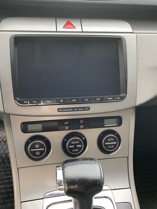 Volkswagen Passat B6 2.0 FSI • 2006 рік • Автомат