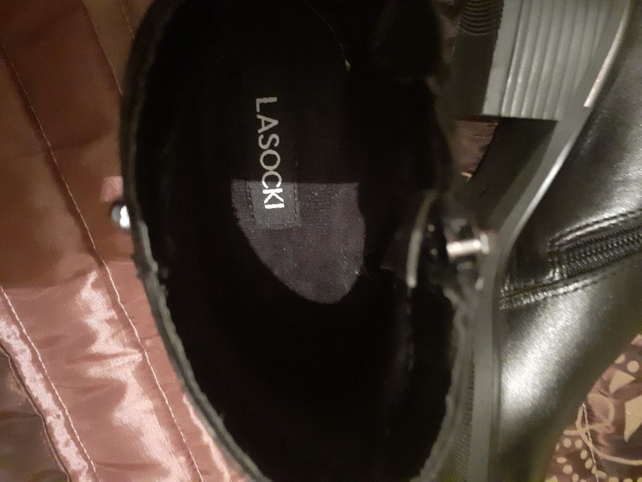 Botki czarne rozm. 36 Lasocki