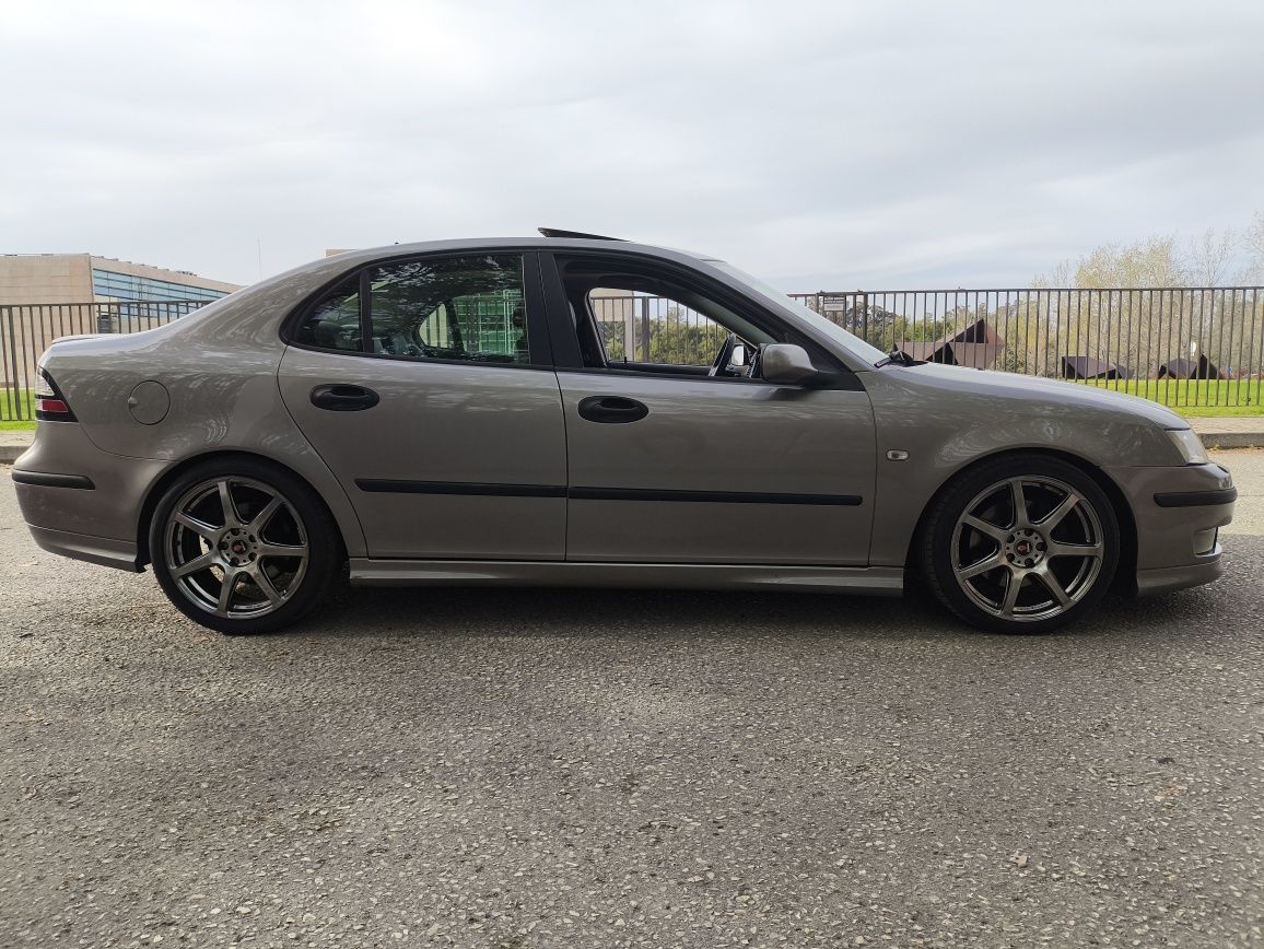 Saab 9 - 3 Aero 210cvs (Retomo E21)