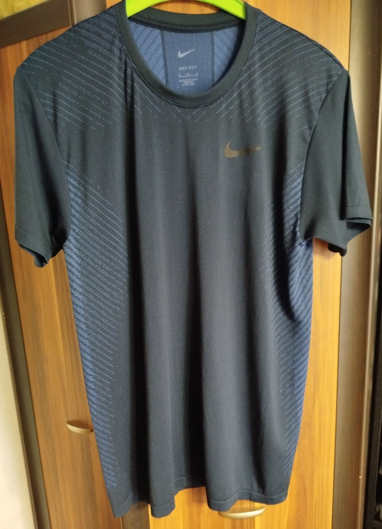 Koszulka męska Nike bezszwowa rozmiar M stan idealny