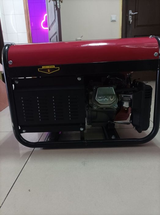 Генератор 3 фази 2.5-3.0 кВт GERMAN SIAHL GS8500

GS8500