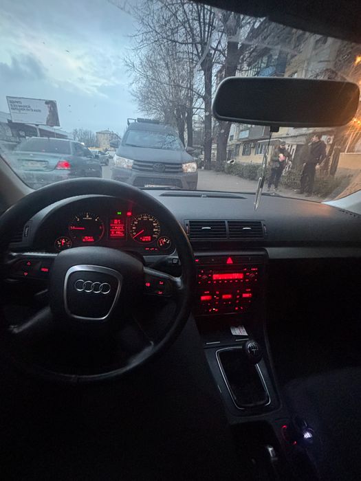 Ауді а4 б7 на бойовому ходу