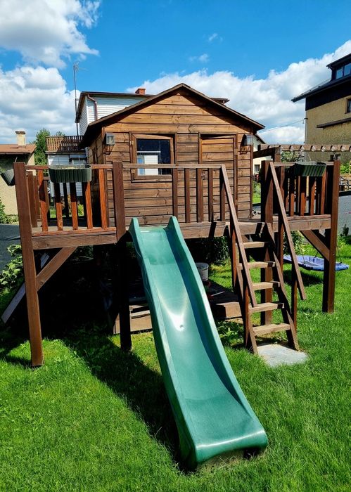 Duży domek drewniany dla dzieci