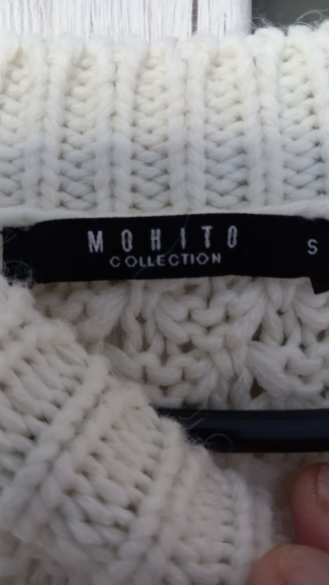 Sweter rozmiar S Mohito