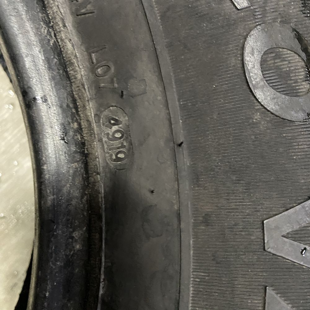 Шини 225/70 r15c Sailun. 2шт.