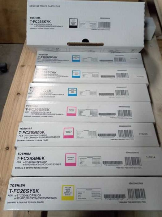 Toner Toshiba T-FC26SM6K nie używany do e-STUDIO