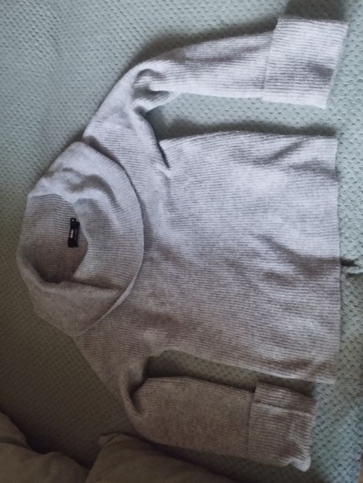 Sweter damski siwy golf rozmiar M