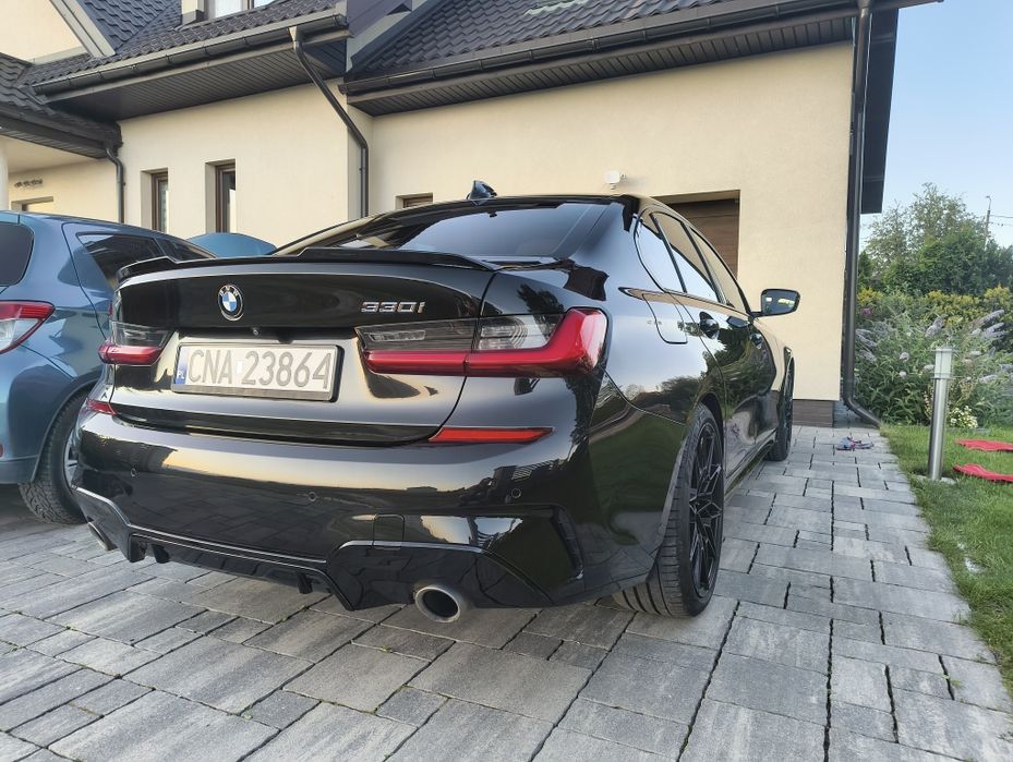 BMW G20 330i 258km