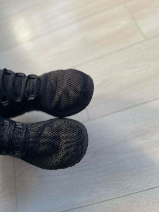 Оригінальні кросівки Adidas Ultimashow Perfomance Boost Yeezy 46р