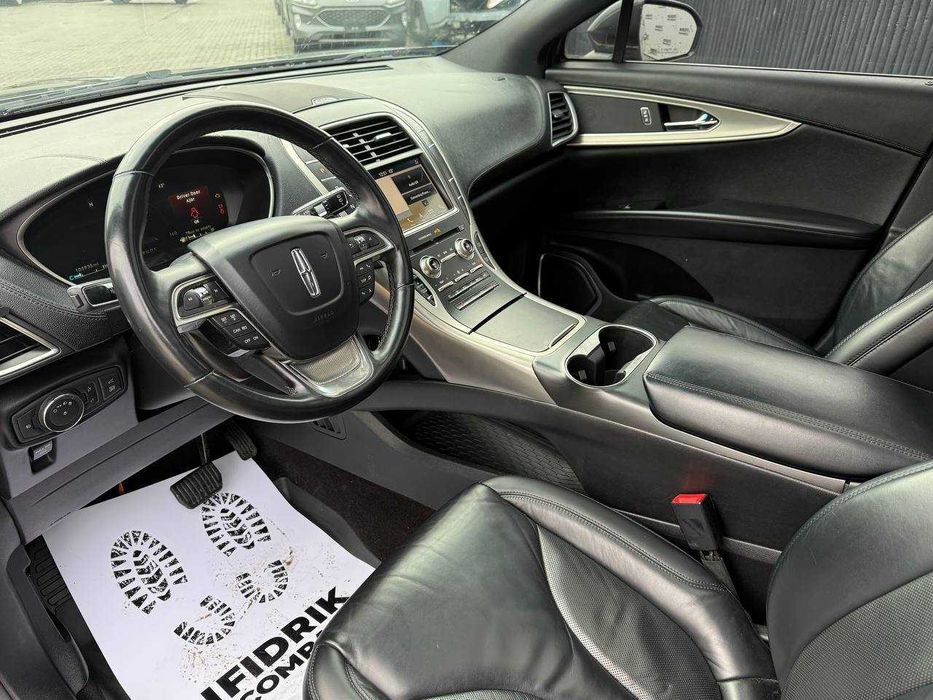 LINCOLN NAUTILUS Select, 2019 (2018)