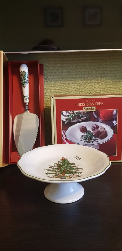 Новорічний посуд від Spode
