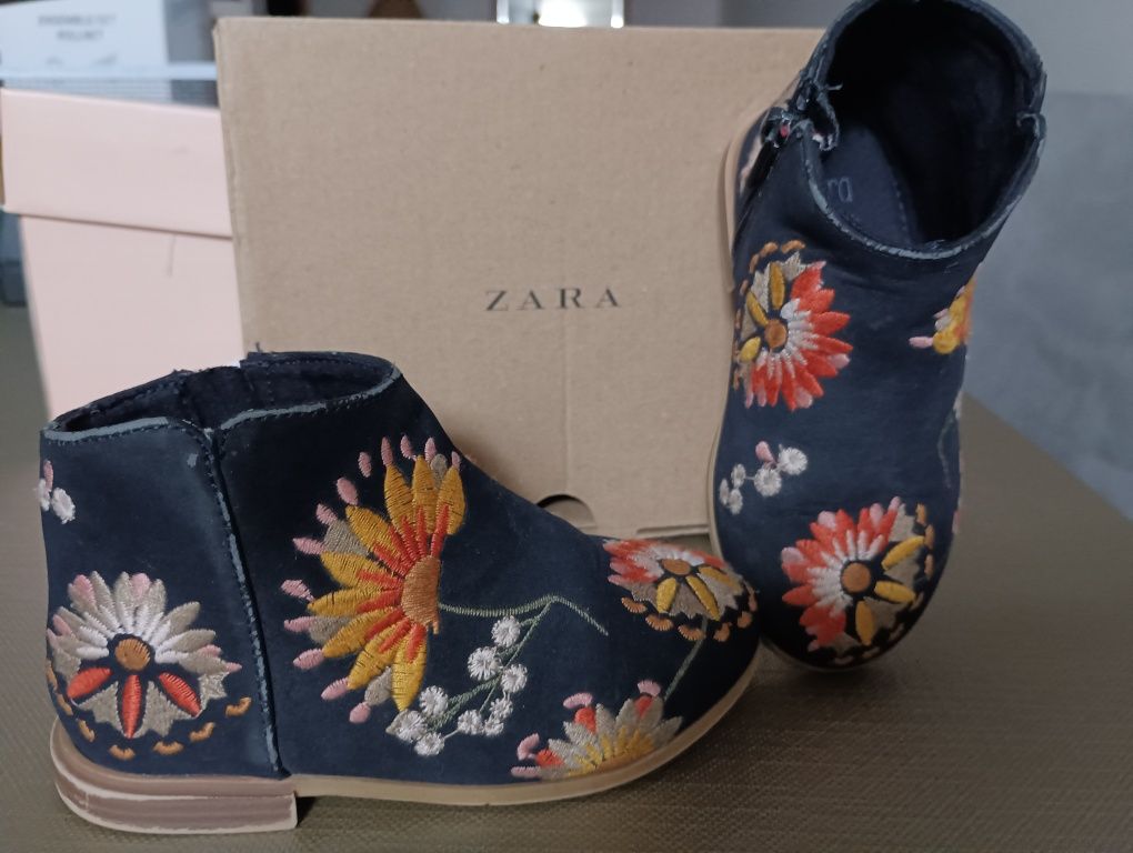 Bota Zara menina 22