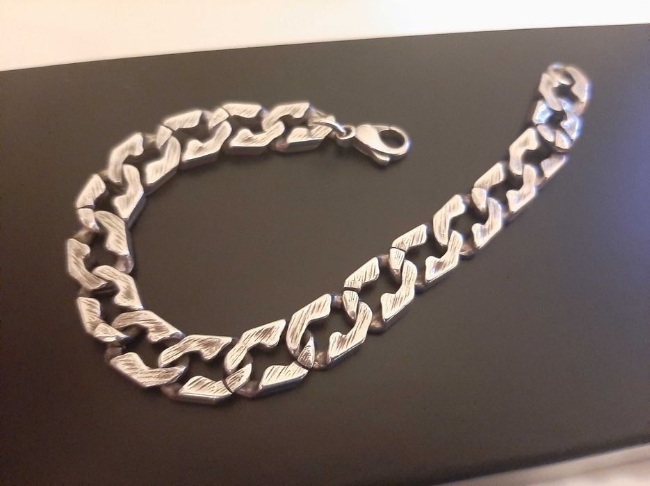 Stara srebrna bransoleta