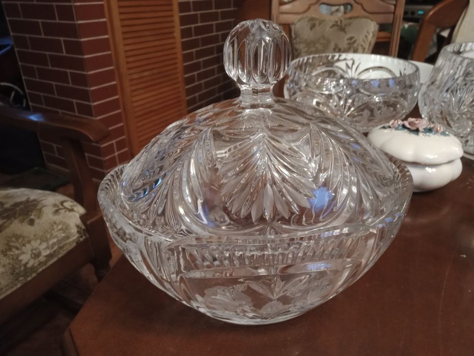 Kryształowa bombonierka prl