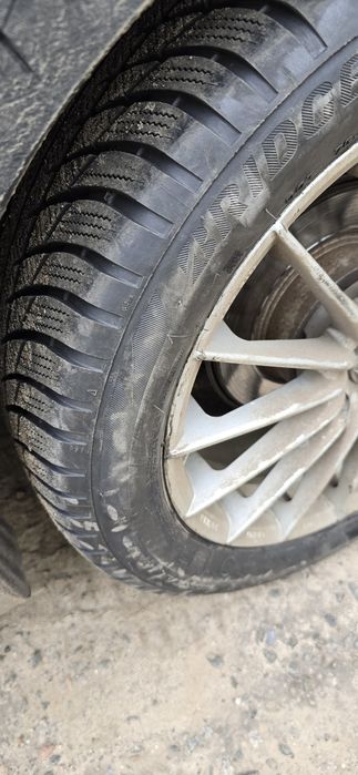 225/50/17 R17 Bridgestone Blizzak LM001 RSC