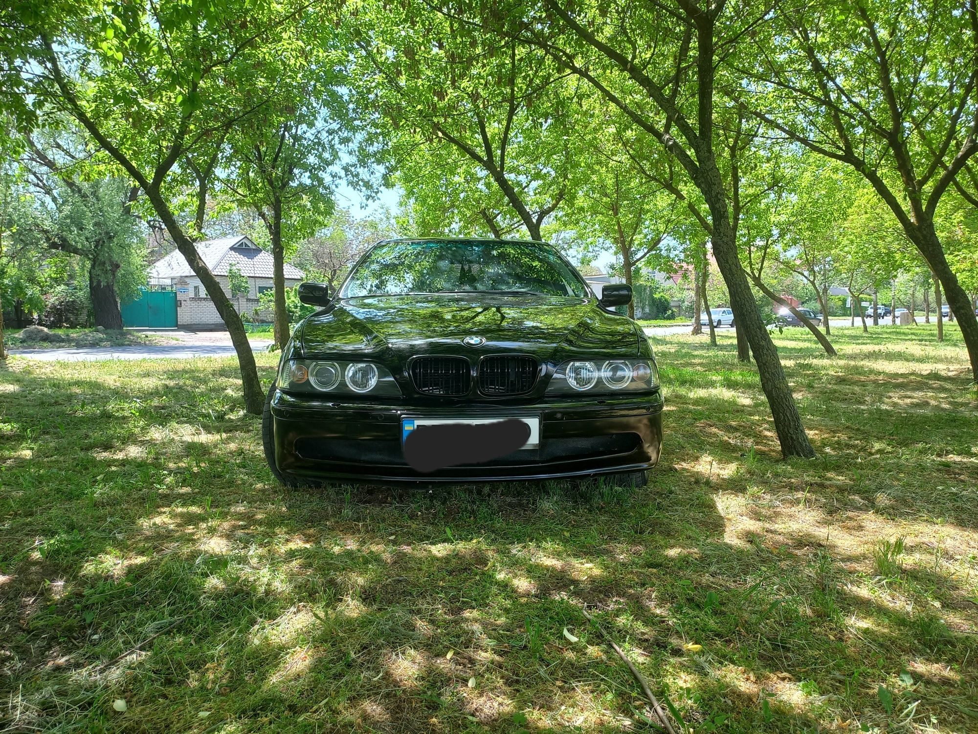 Продам автомобиль BMW