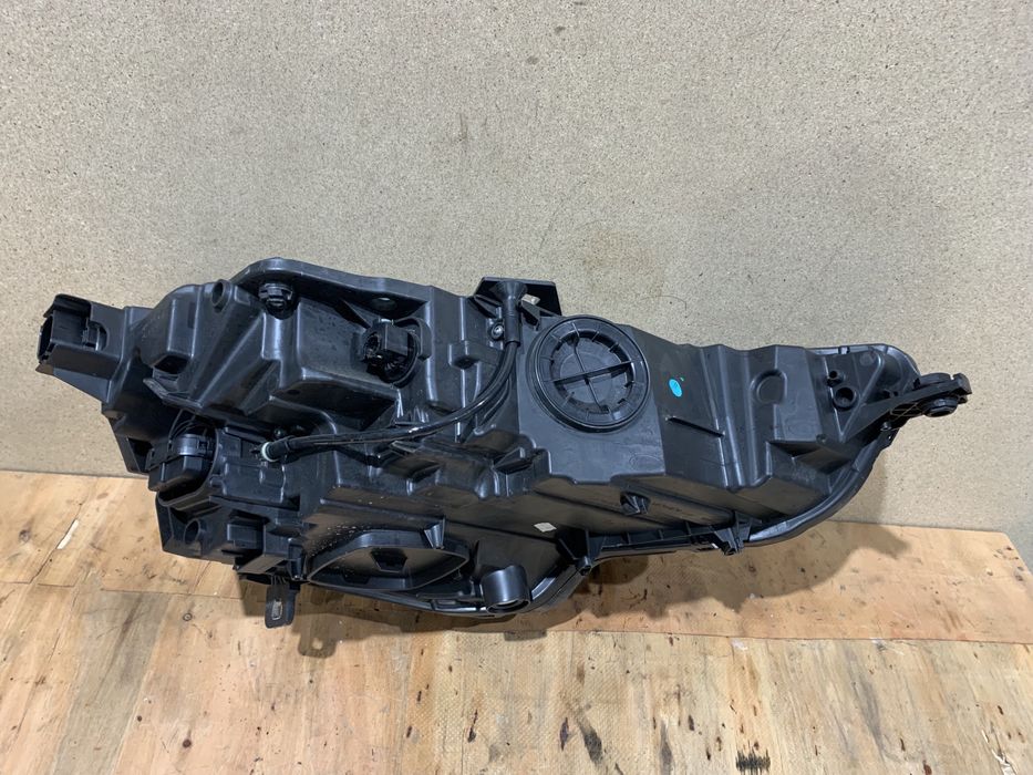 Audi A3 8Y 20- lampa lewa przednia lewy przód FULL LED Europa